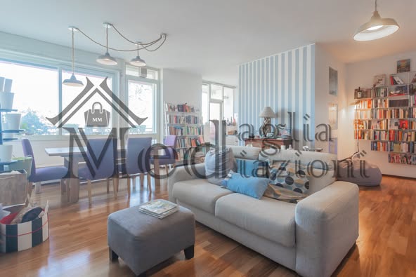 3 LOCALI/125MQ./MILANO (ARGONNE)